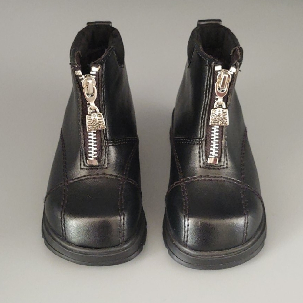Black Zipper Boots 5.5